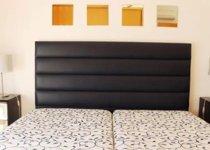 Villa Girassol - Privat Pool & Garage & Albufeira Center