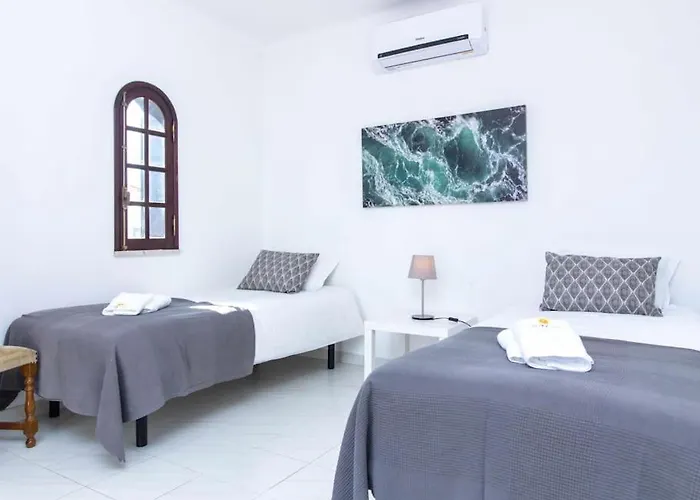 Villa Dogueno- Privat Pool & Privacy & Albufeira Center