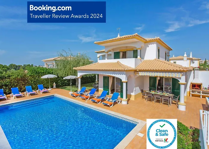Villa White Sands - Private Oasis, Heated Pool, Beaches & Strip Nearby