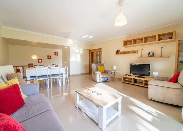 Blue Horizon Apartment By Hellovacations