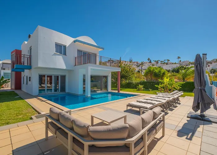 Capetown Marina Luxury Villa - Private Pool
