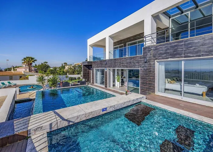 Villa Vintila By Villa Plus