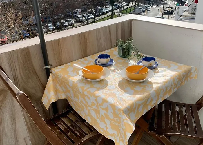 Studio Liberdade By Calyferias