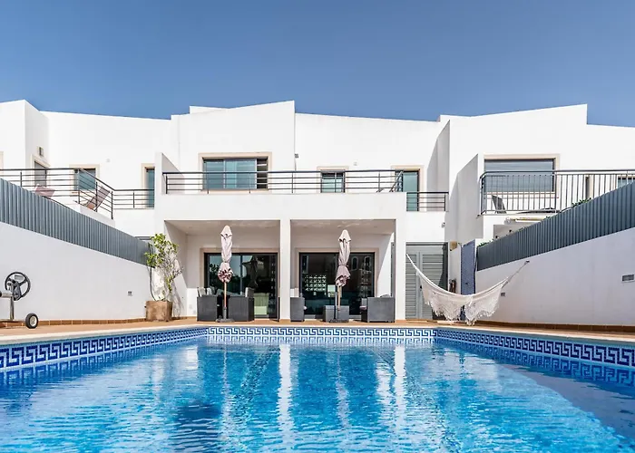 Villa Feliz Algarve With Private Pool - Sao Rafael