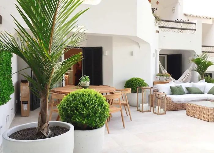 Garden House Apartment - Luxurious & 6 Pools & Golf & Tennis Court
