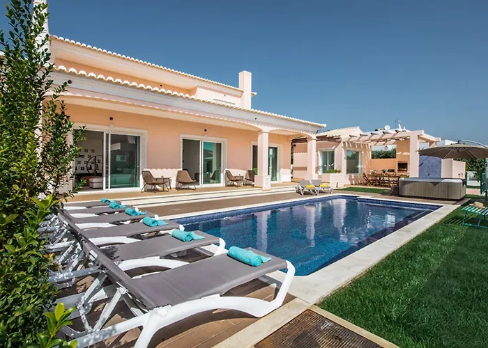 Villa V7 Bastos By Interhome