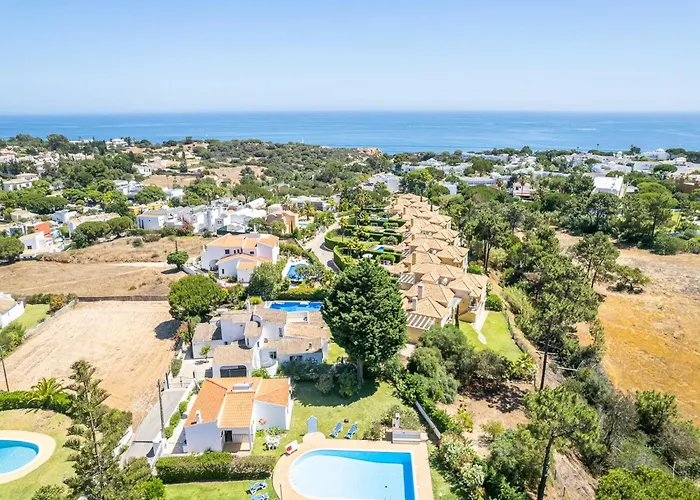 Luxurious Villa W Pool, Jacuzzi