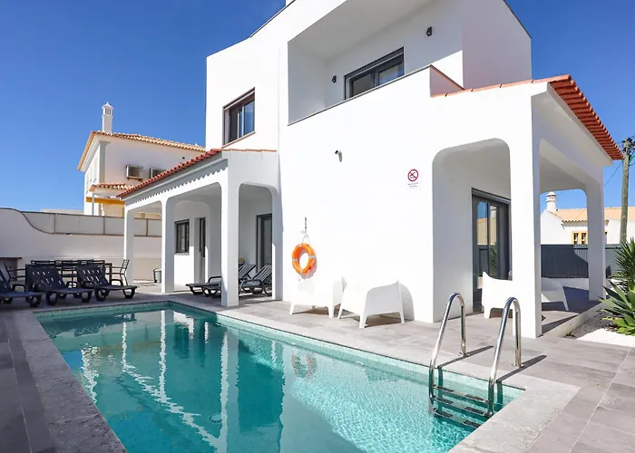 Villa Soares - Centro Albufeira - For Families - By Bedzy
