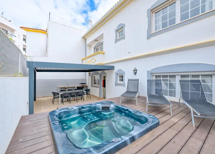 Full Private 180Sqm Villa - Terrace Jacuzzi - 200M Beach & Sea View