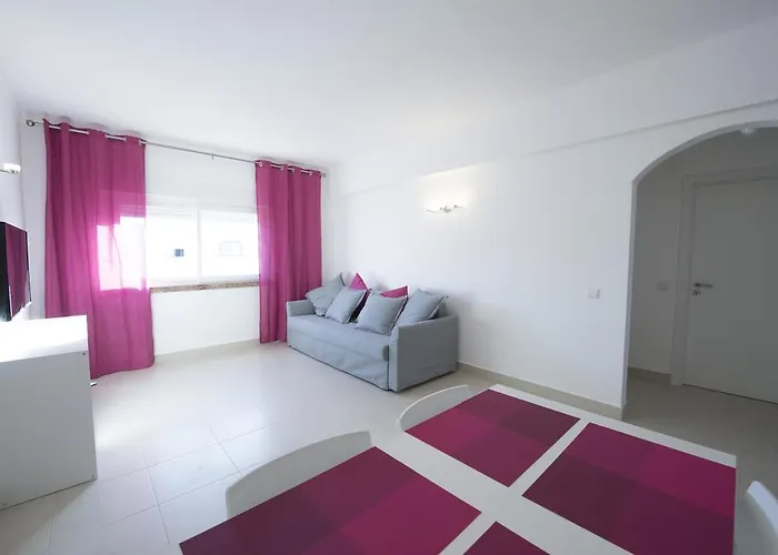 Apartamentos Tio Papel II