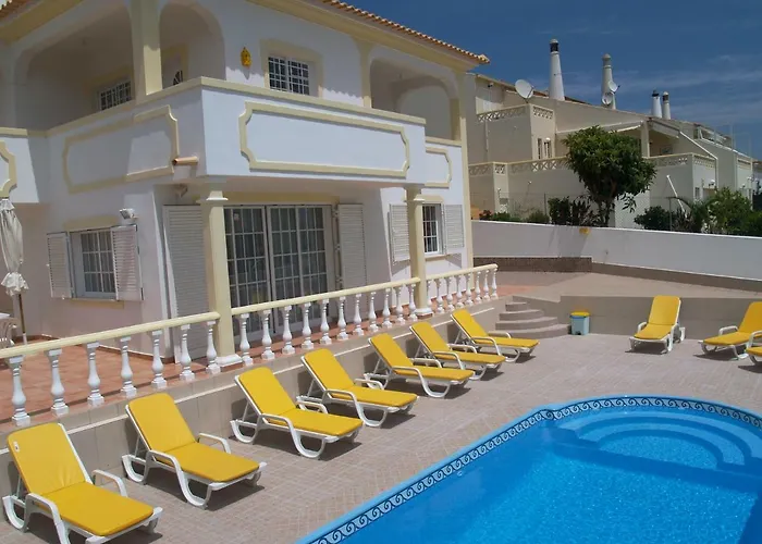 Villa Mariamar