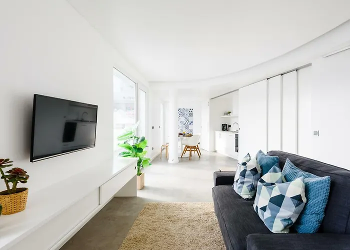 Penthouse 1 Bedroom Apartment Old Town Center