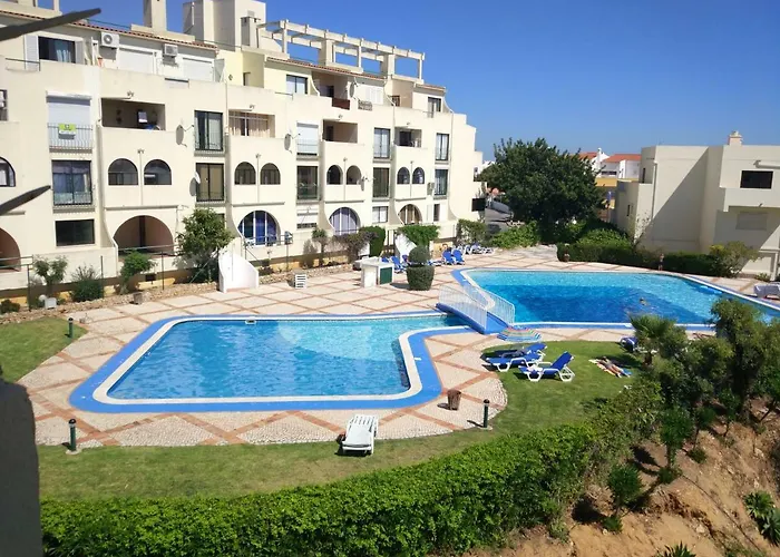 Charming & Modern Poente Albufeira With Double Pool