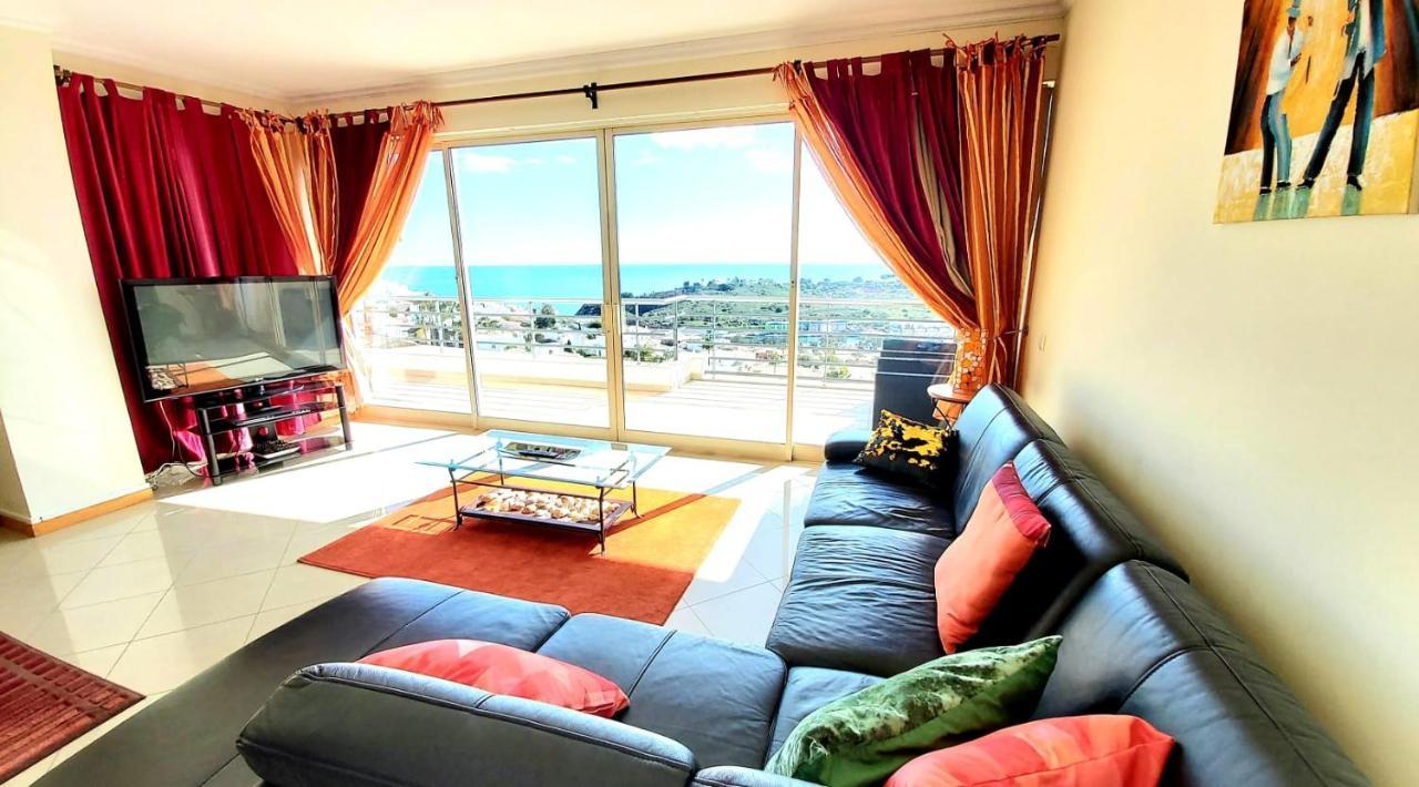 Penthouse With Sea Views Albufeira