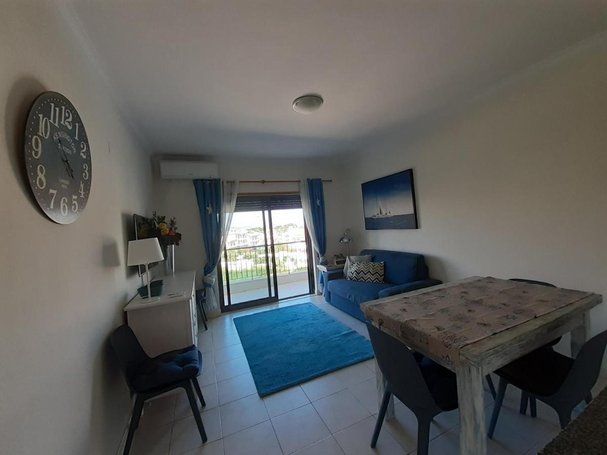 Vista Das Ondas Olhos De Agua Ii Apartment