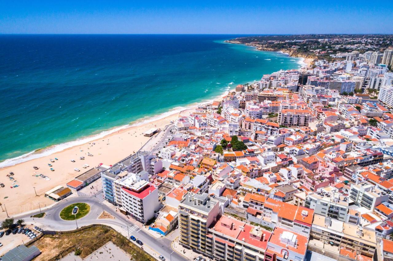 Monte Dos Avós, * Albufeira