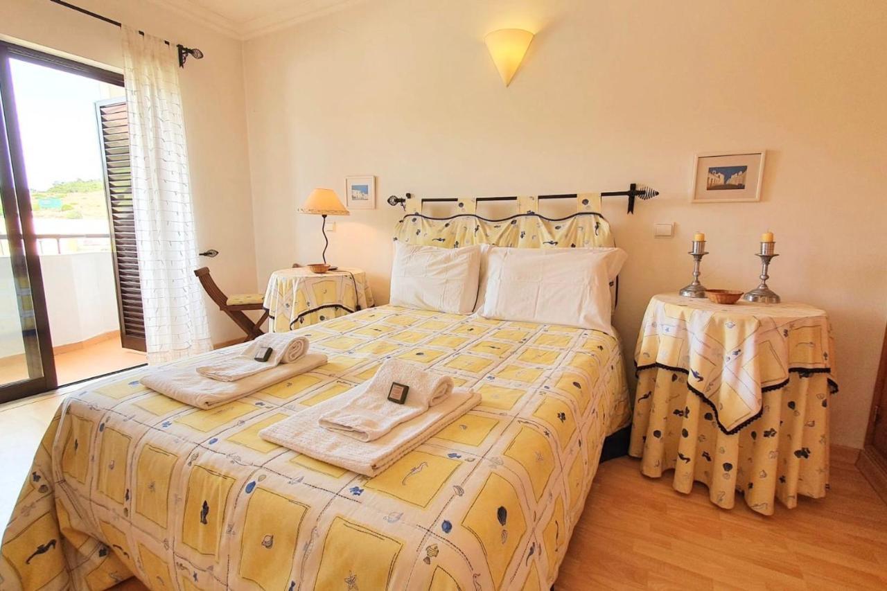 Lovelystay - Alto Dos Calicos 2br House With Garden Holiday home *