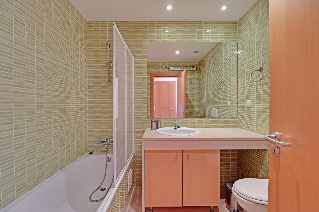 Modern With Pool By Homing Appartement *