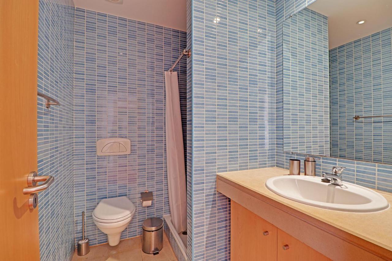 Modern With Pool By Homing Appartement
