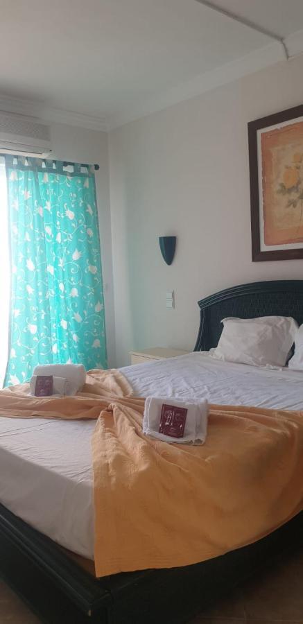 Oura Sunset Apartment