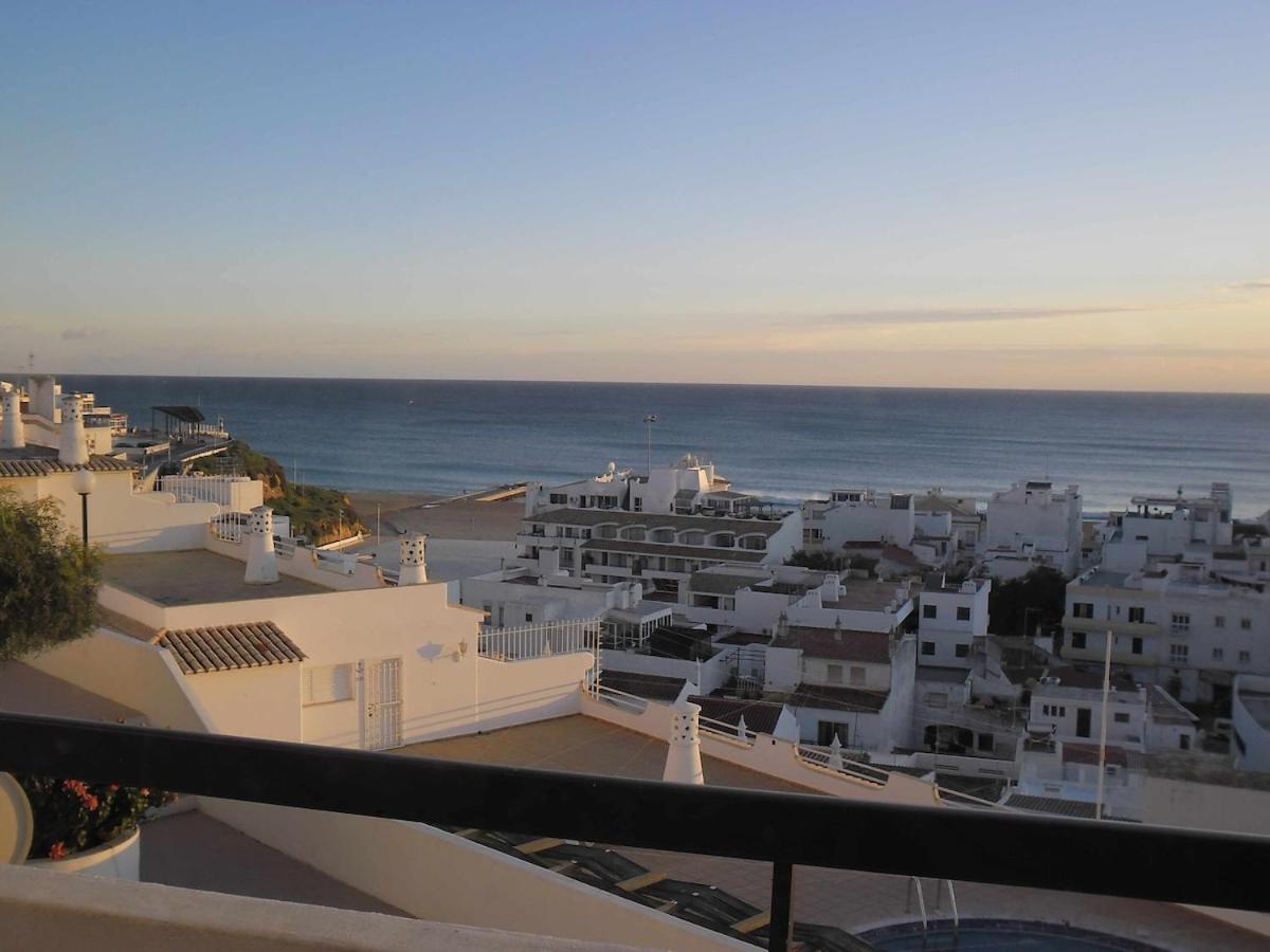 Sea View Apartment *