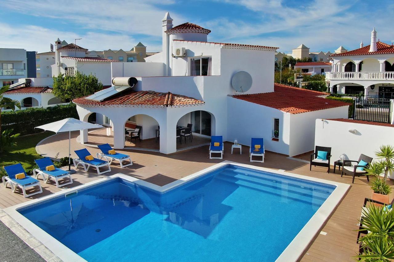 Francella- Relaxing Holidays In An Ideal Location By Dreamvillasalbufeira Pousada