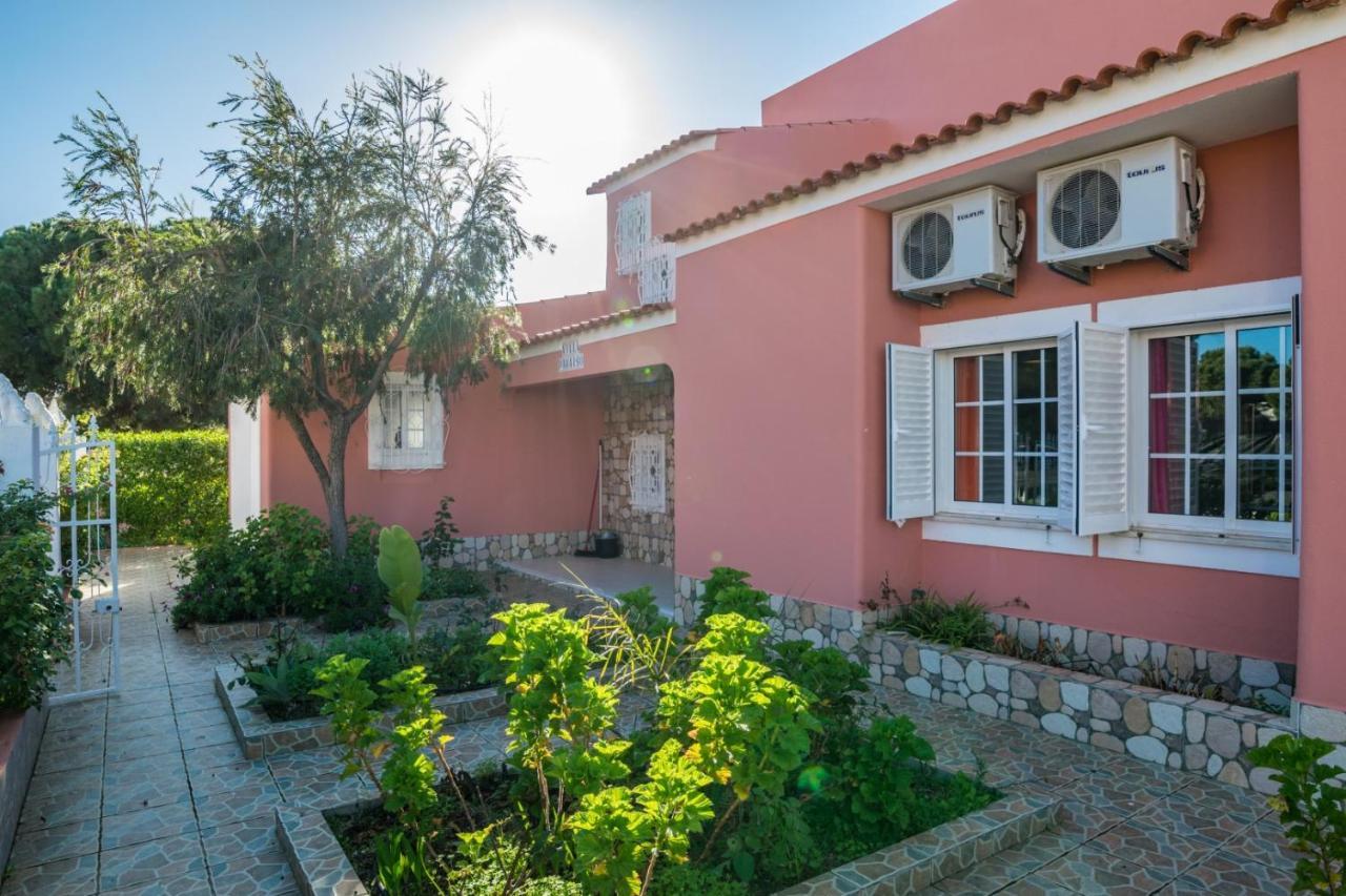 Paraiso Spacious And Central To Enjoy Best Beaches Ac Wifi Garden Pool Villa Albufeira