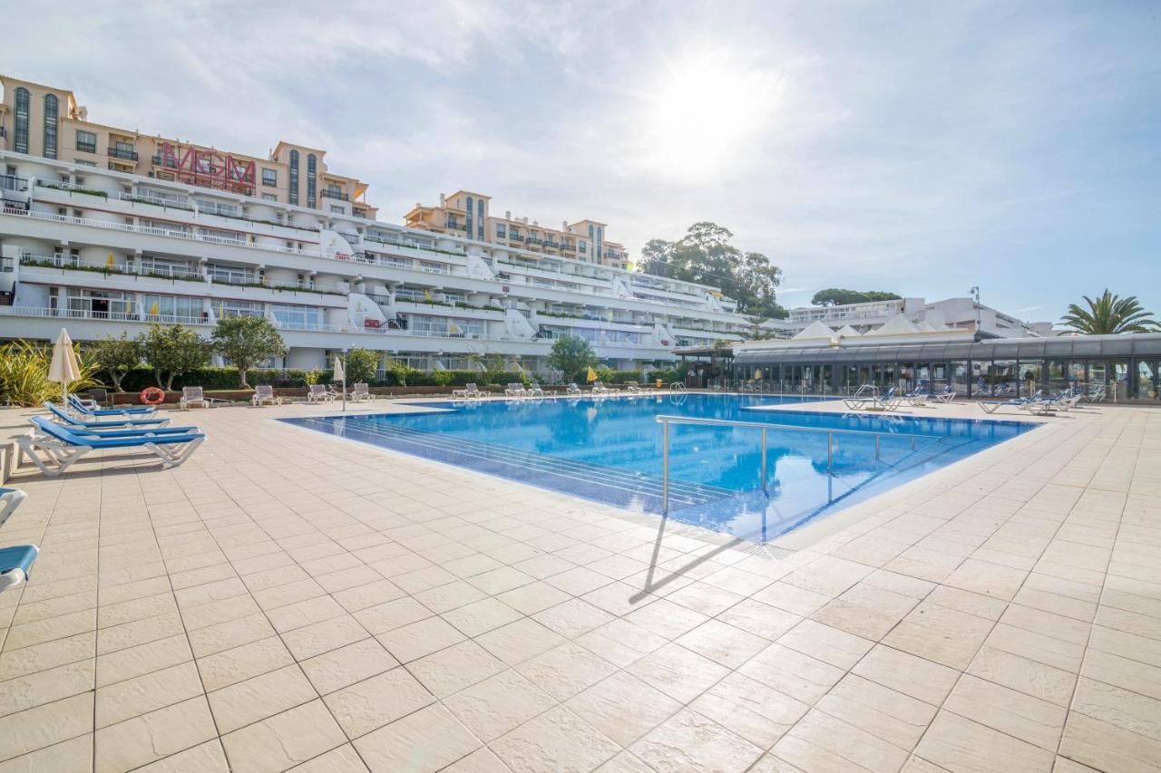 No Clube Da Oura * Albufeira