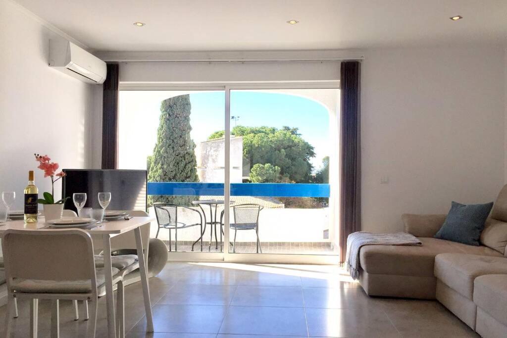 Edifico Ouramar T2 * Albufeira