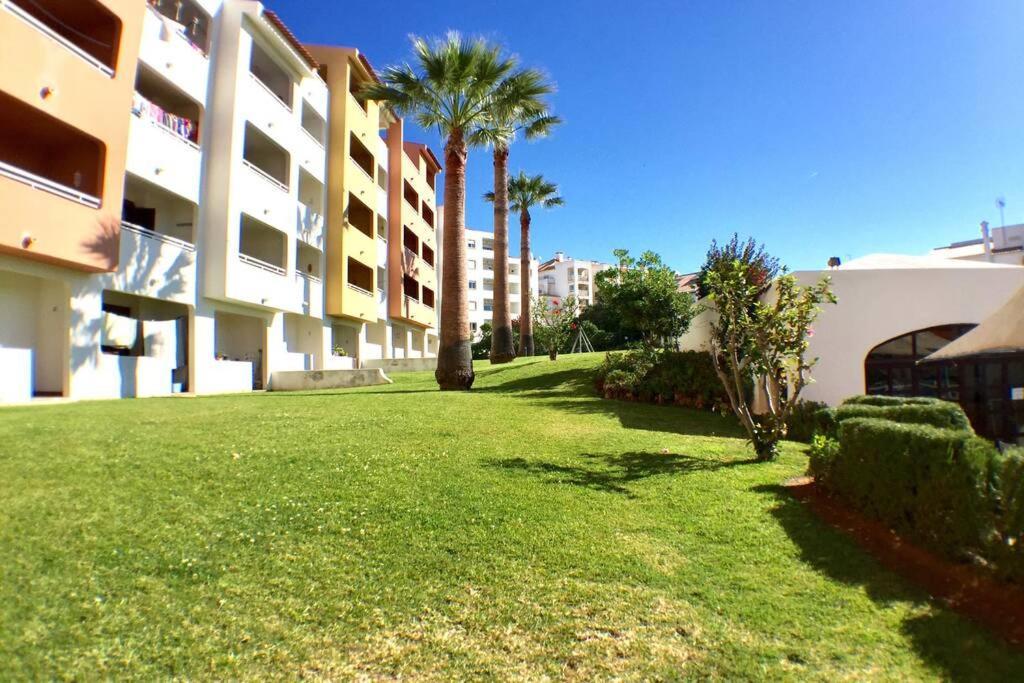 Bellavista Avenida Pool And Center Albufeira