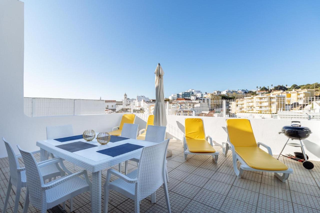 Renoviertes Mit Grosser Terrasse Albufeira