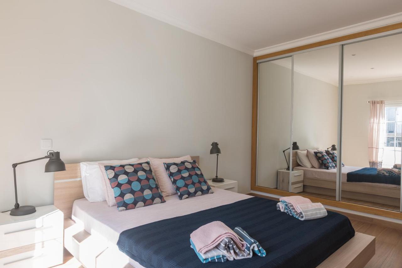 Full Private 180sqm - Terrace Jacuzzi - 200m & Sea View Villa