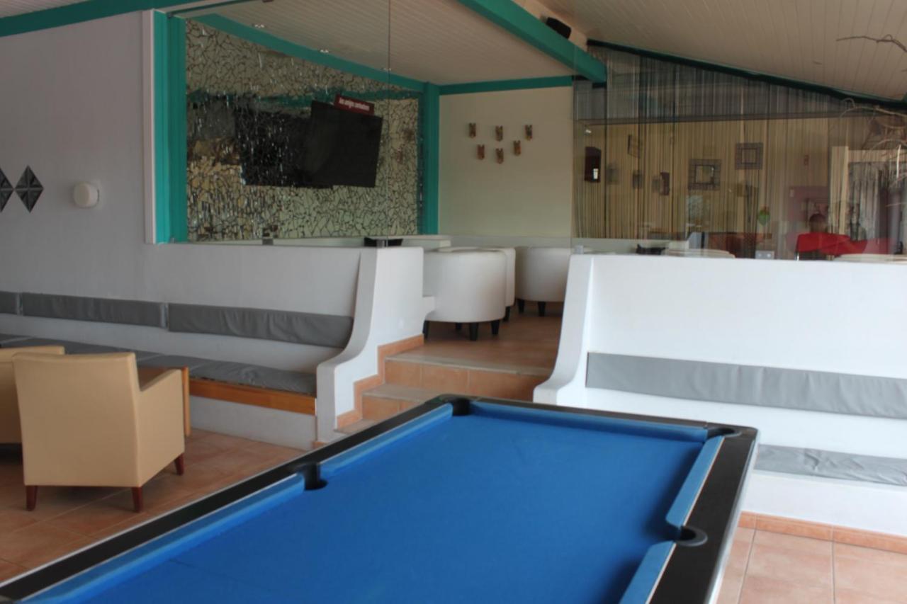 Cozy And Stylish Just 800m From The - New On Booking! Apartment