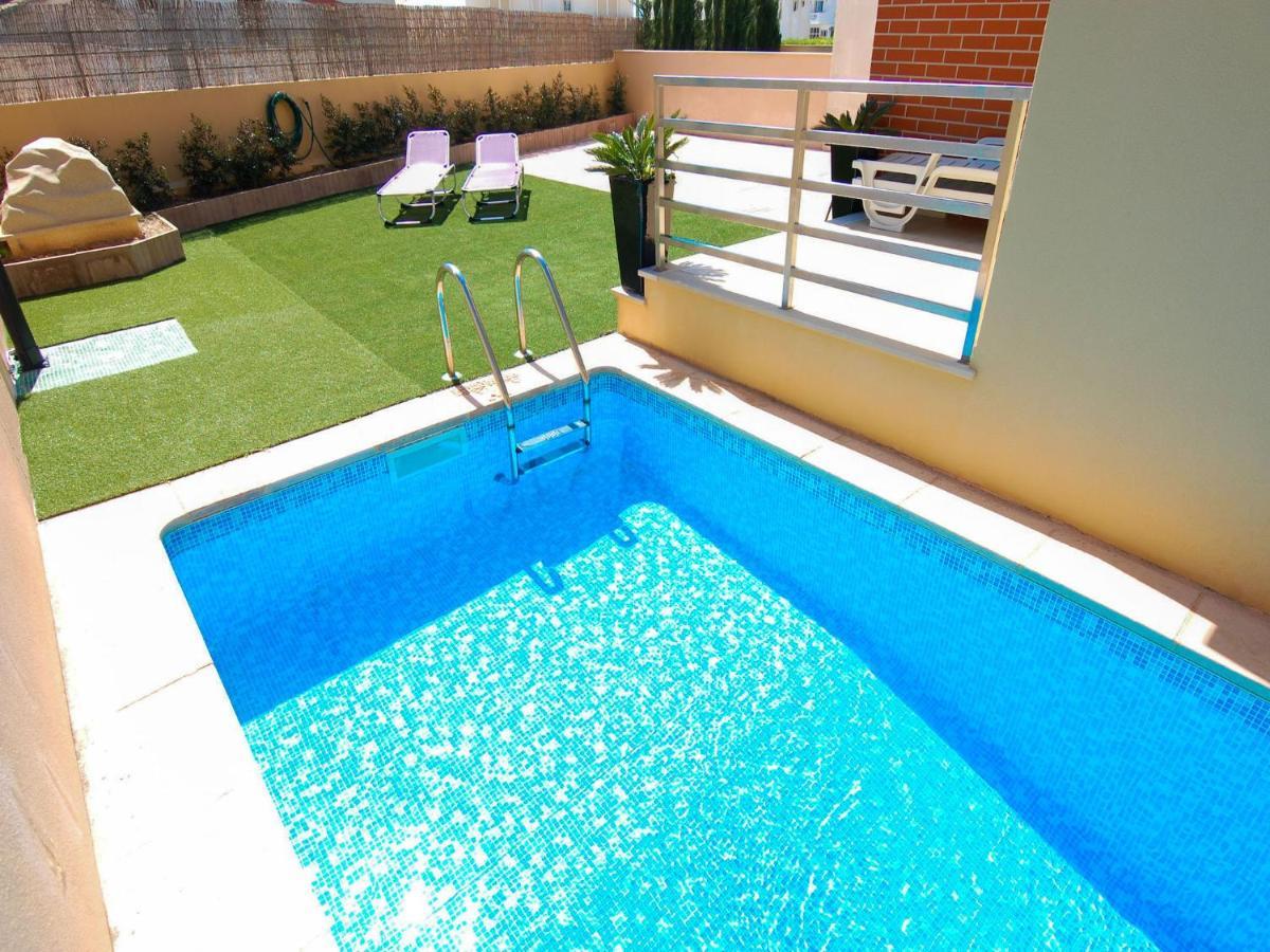 Villa V4, Jardins Branqueira3 Near Beach, Albufeira