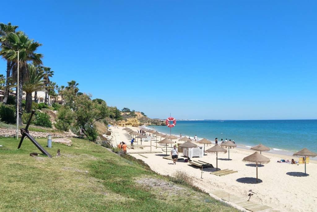 Eulalia With Pool And 5 Minutes From The *