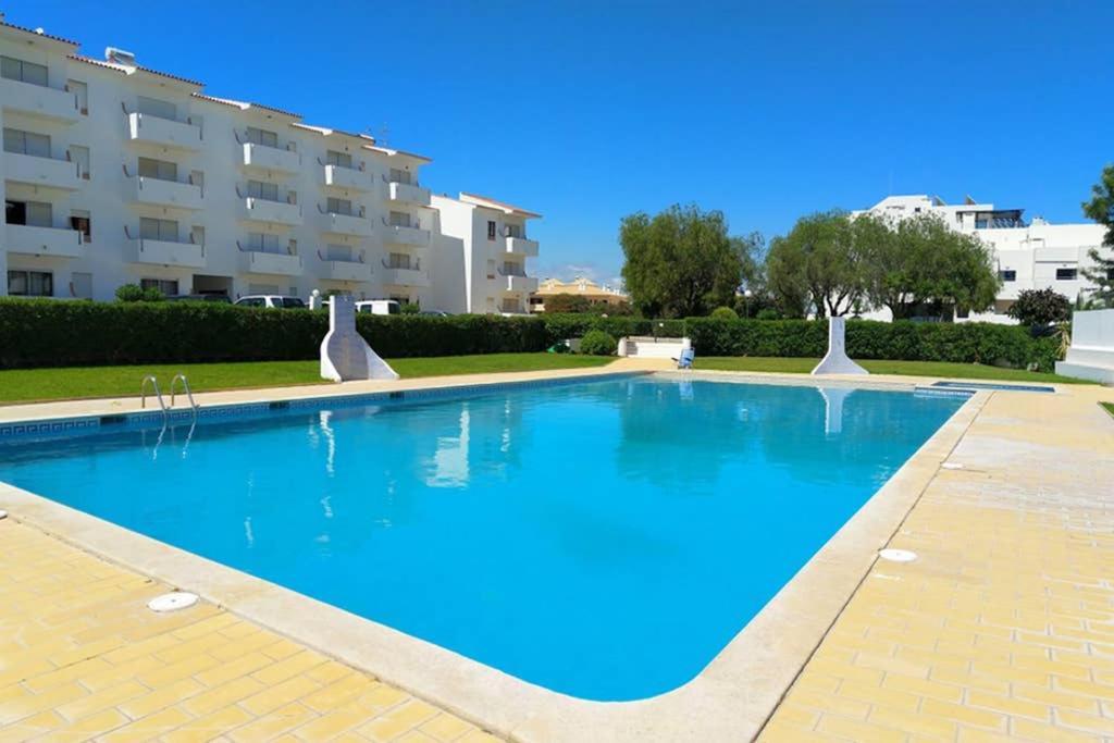 Eulalia With Pool And 5 Minutes From The * Albufeira