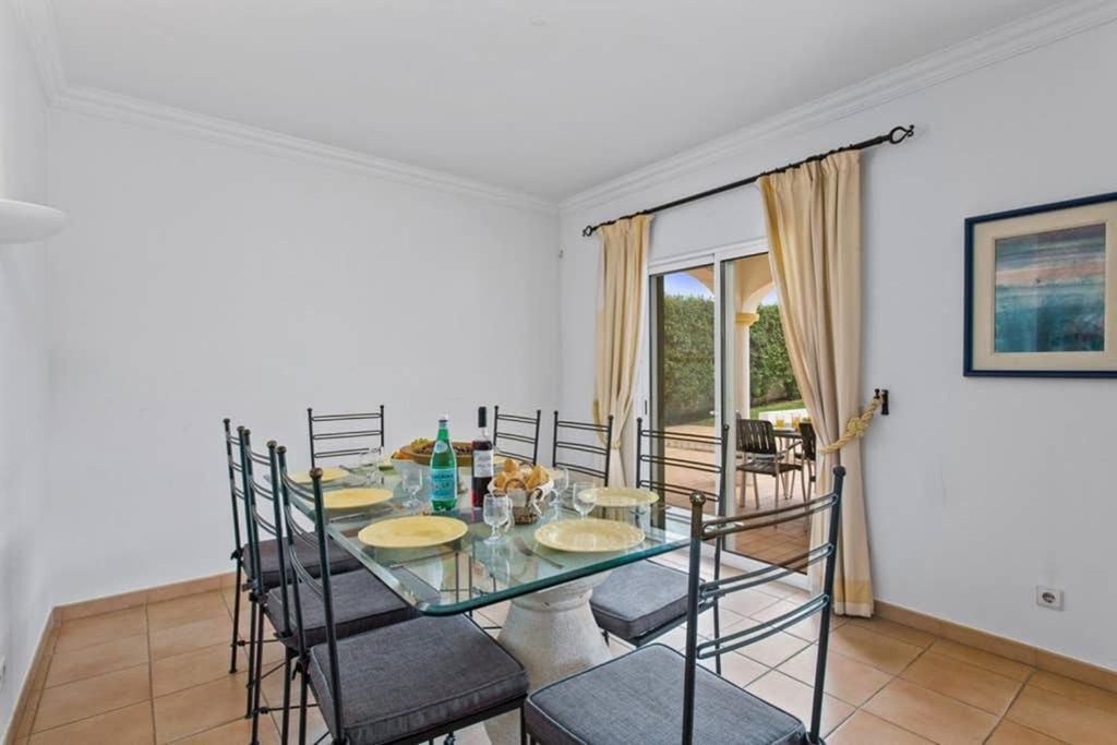 White Sands - Private Oasis, Heated Pool, Beaches & Strip Nearby *
