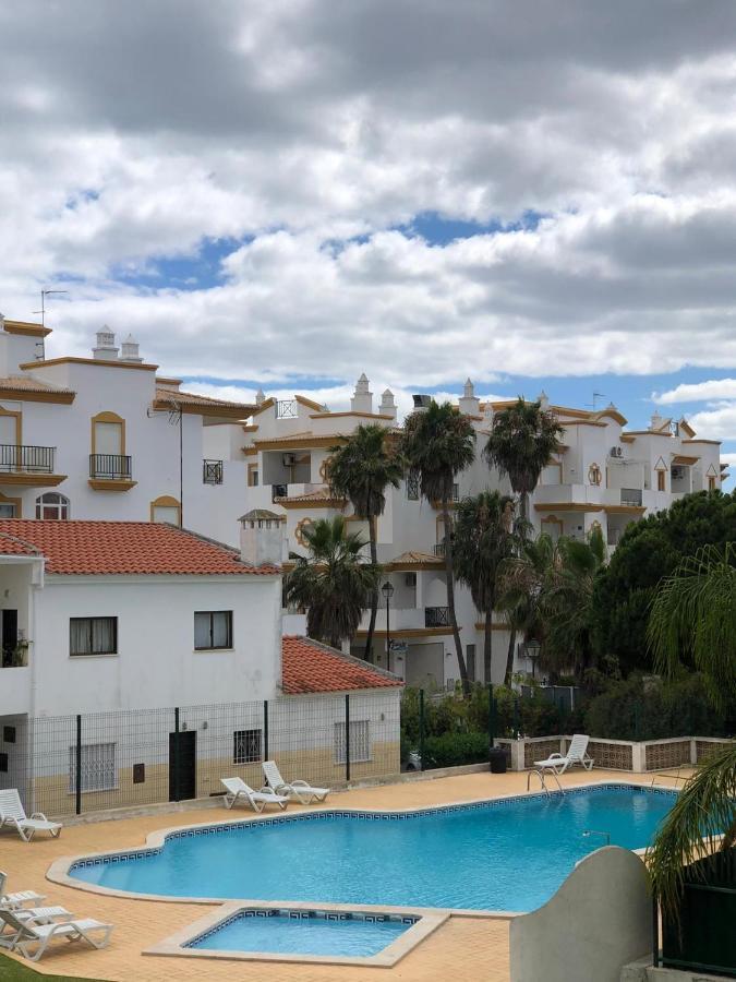 Emblematica - Wifi & Pool Apartment *