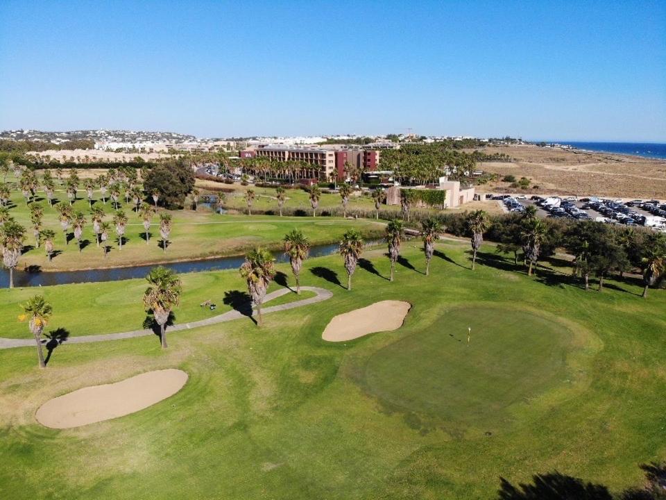 Apartment Ambassador Salgados