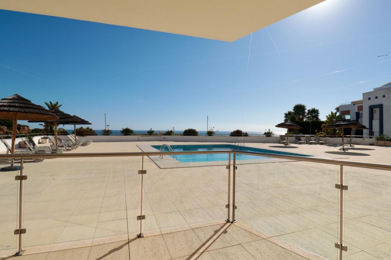 Olhos De Agua 1br With Pool, Ac And Free Parking Apartment Albufeira