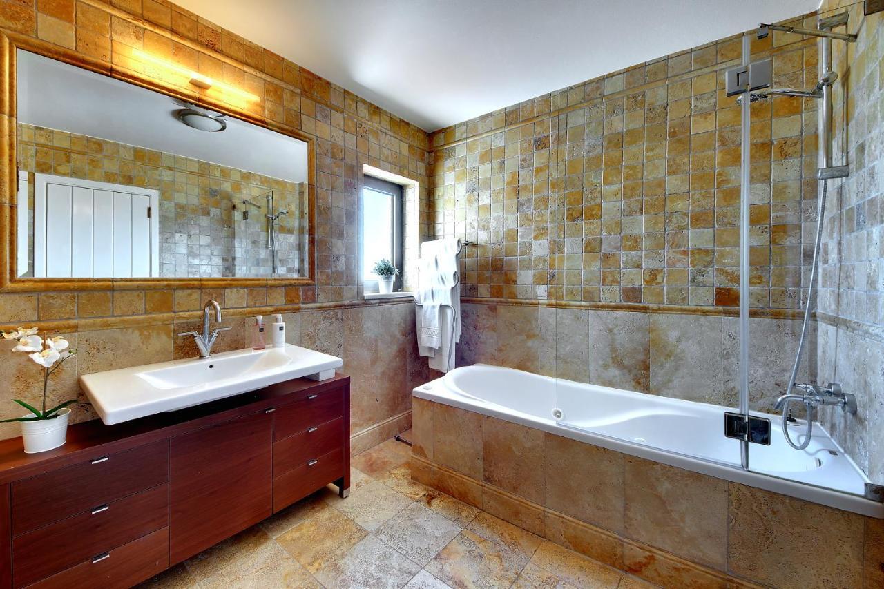 Villa Casa Pe Na Areia- Unique Spot- Front By Dreamvillasalbufeira
