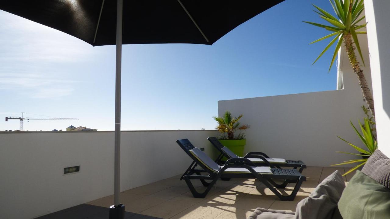 Apartment Rooftop Center