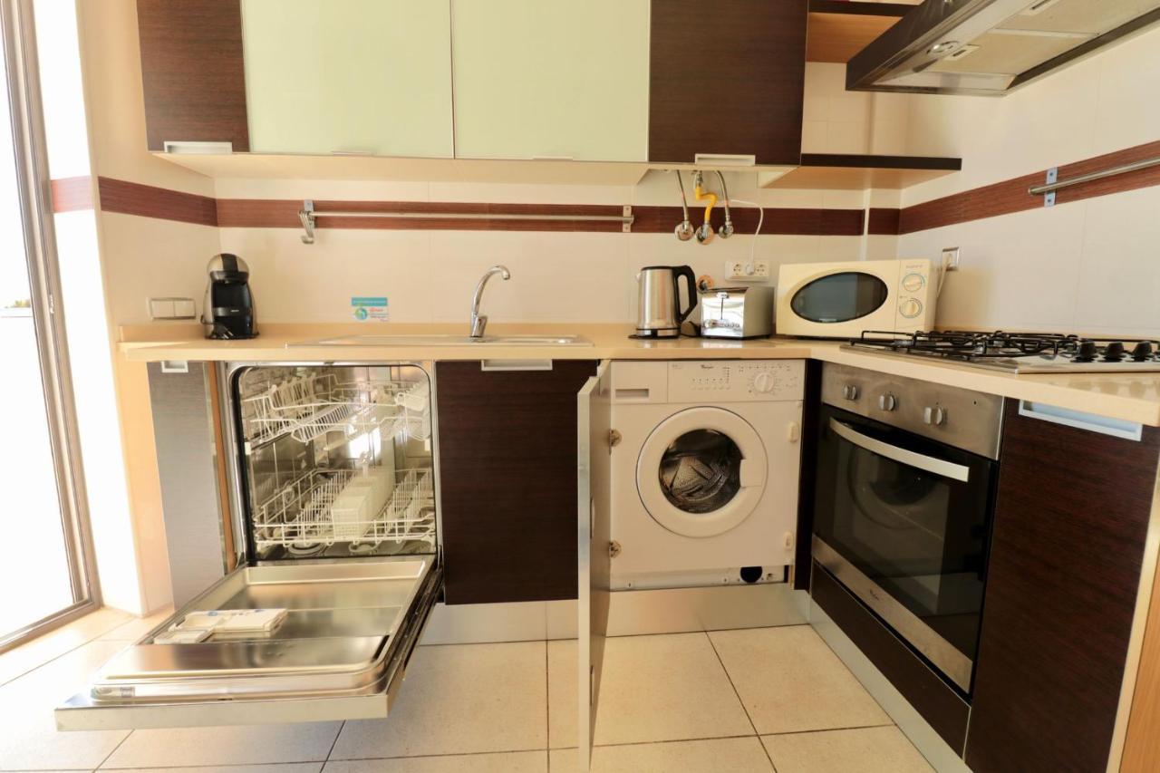 Olhos De Agua 1br With Pool, Ac And Free Parking Apartment *