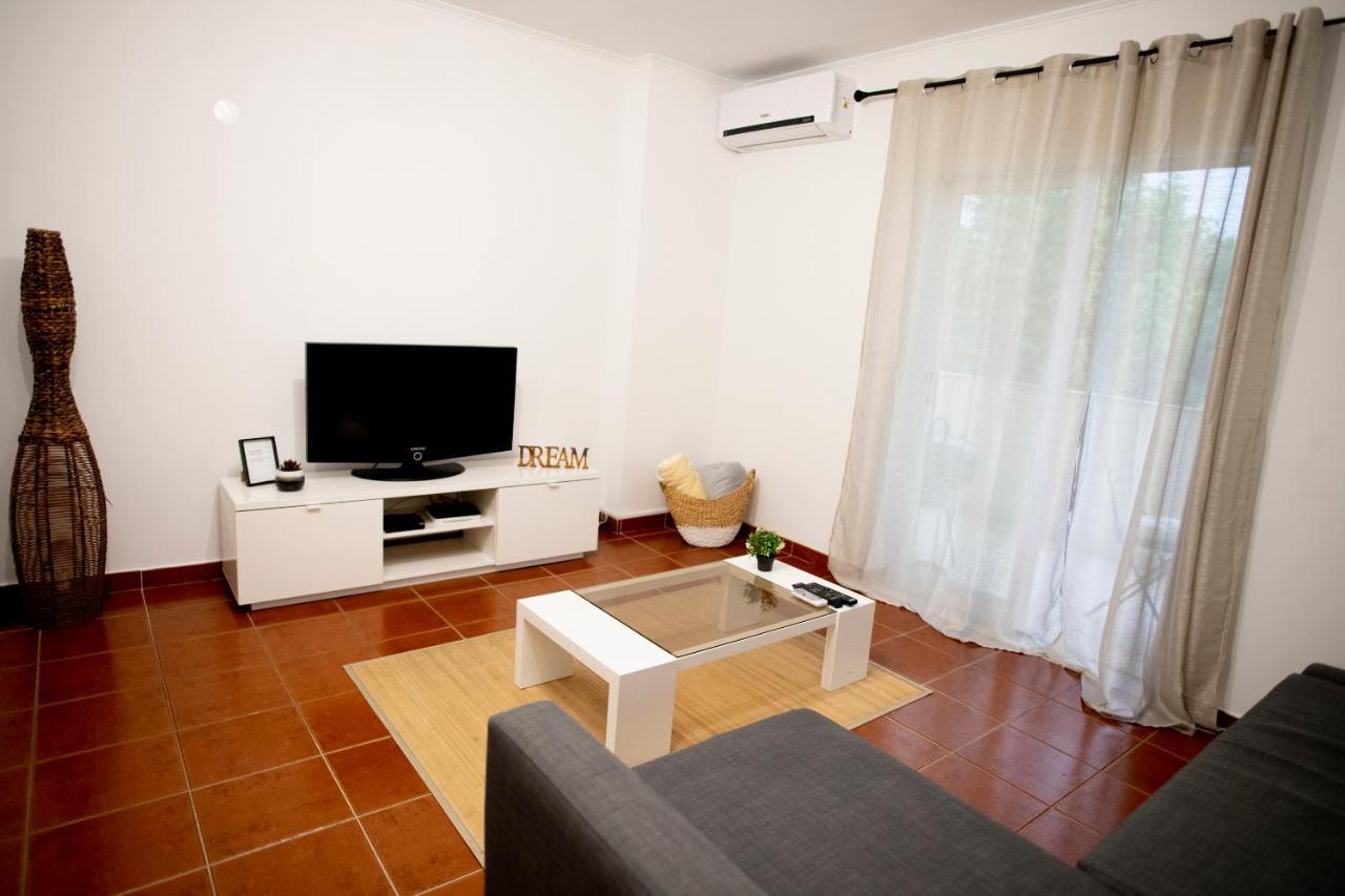 Apartamento Pool And Garden Village-near *