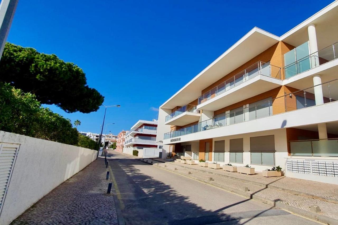 Olhos De Agua 1br With Pool, Ac And Free Parking Apartment Albufeira