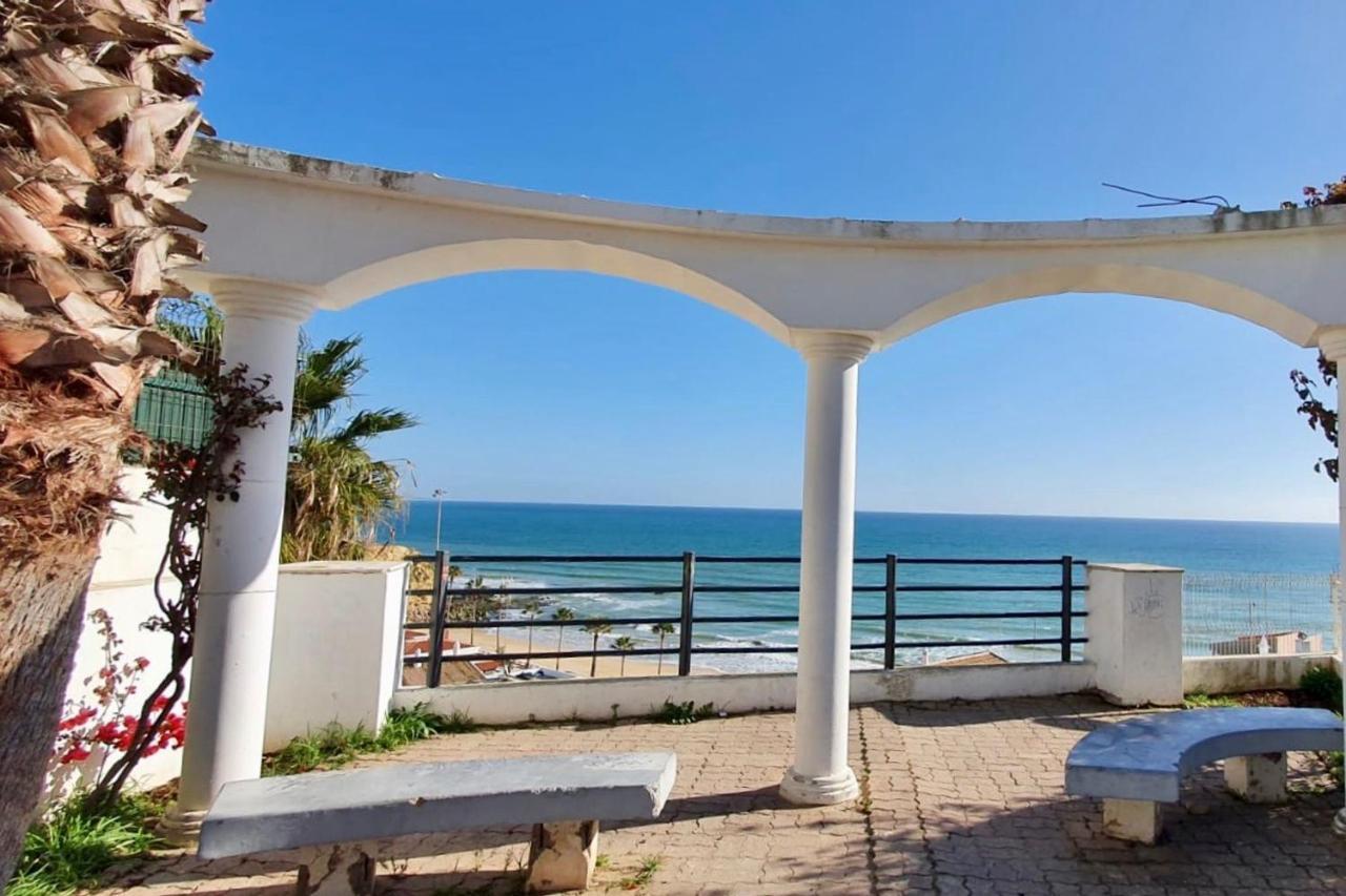 Apartment Olhos De Agua 1br With Pool, Ac And Free Parking