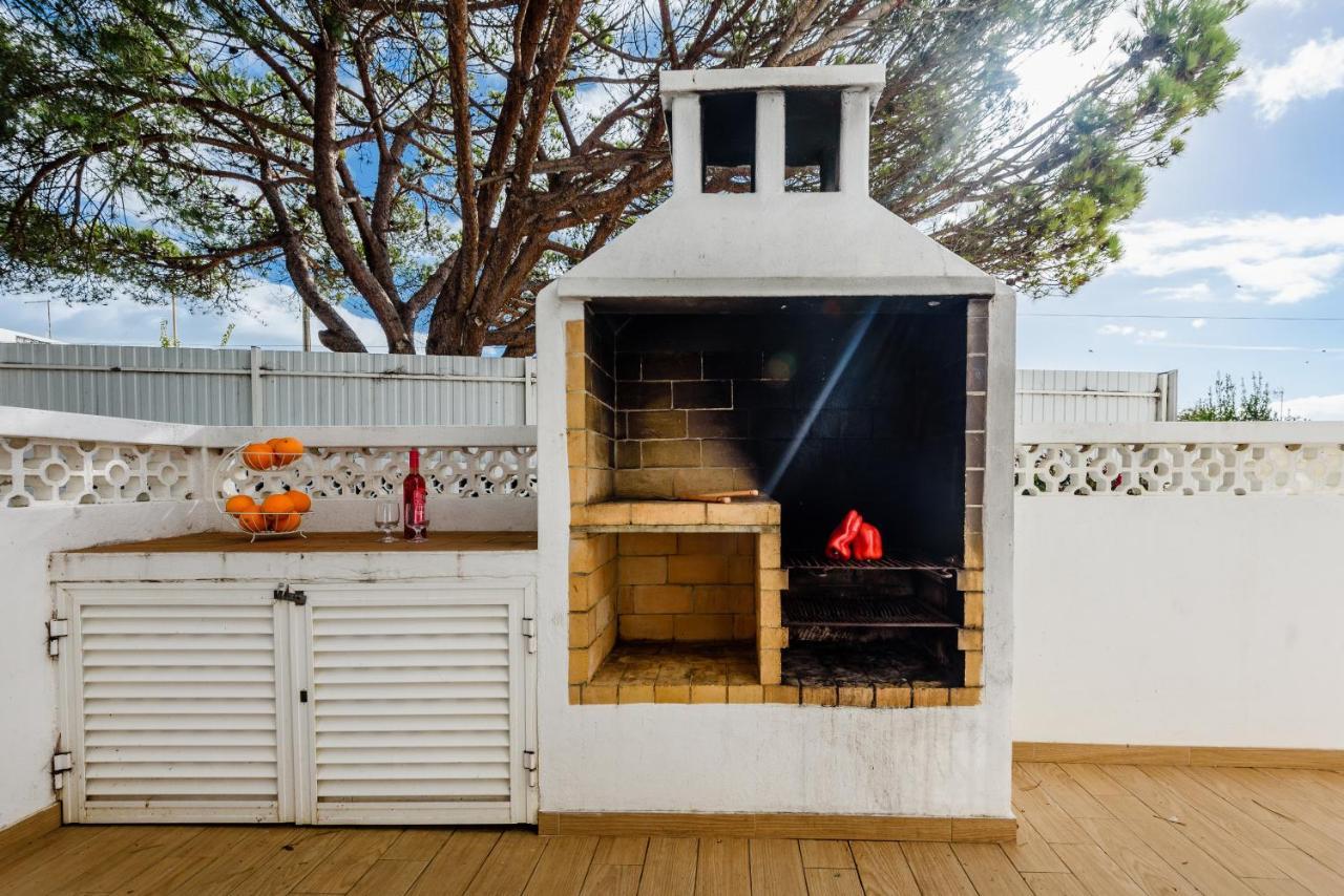 Protea - 5 Bedroom, Beach, Air-con, Wifi *