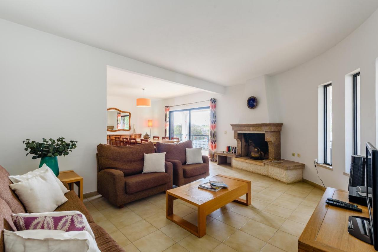 Protea - 5 Bedroom, Beach, Air-con, Wifi *