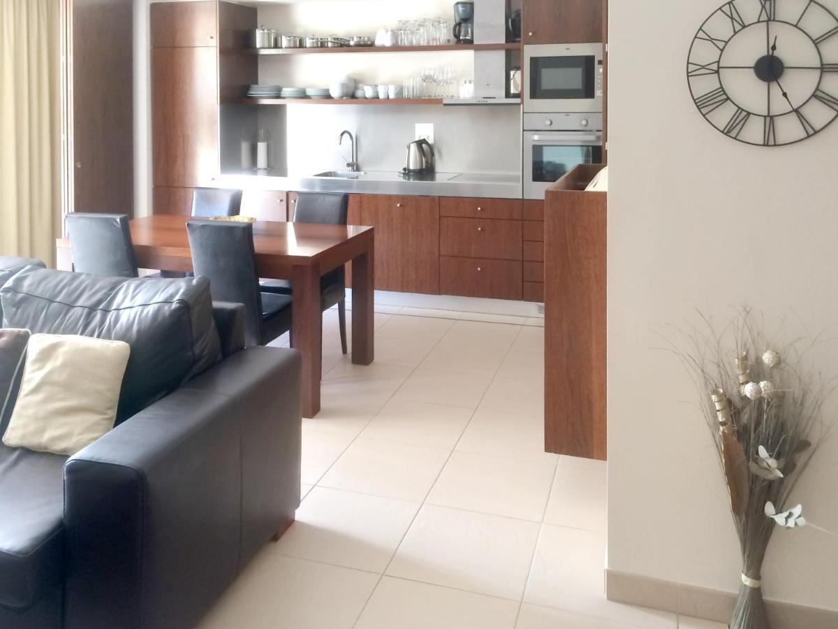 Apartment 2 Bedrooms At 500 M Away From The Beach With Shared Pool Furnished Balcony And Wifi *