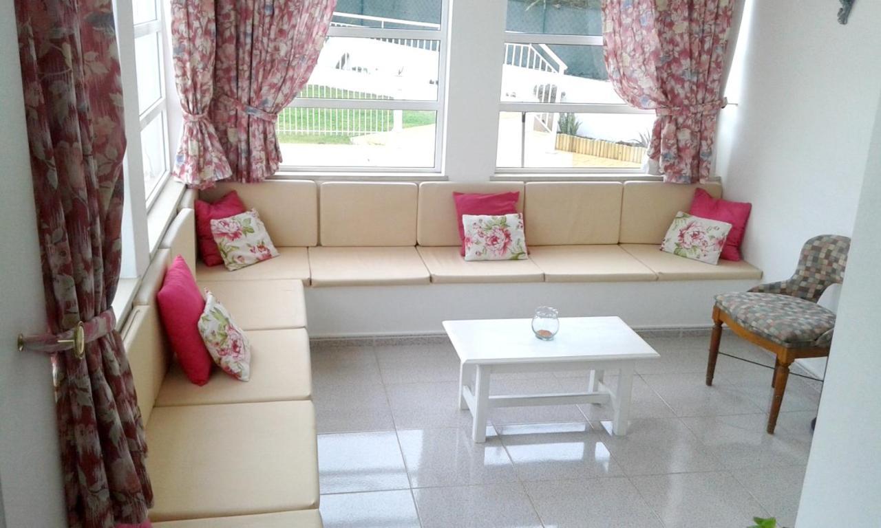 Elegant In With Private Pool. Villa